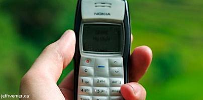 На подпольных рынках Nokia 1100 продают за суммы до 25 000 евро