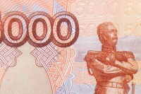 Петербуржцам хватит 41 тыс. рублей в месяц