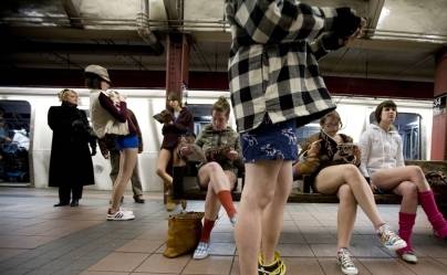 15 января пассажиры метро собираются снять штаны